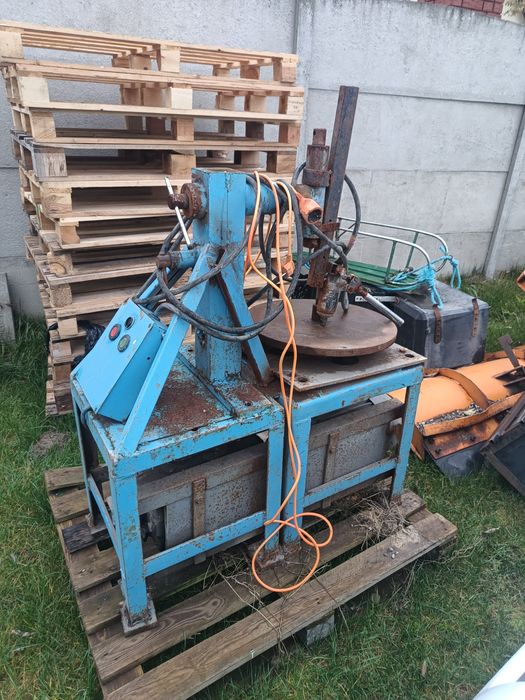 Maszyna do prostowania felg