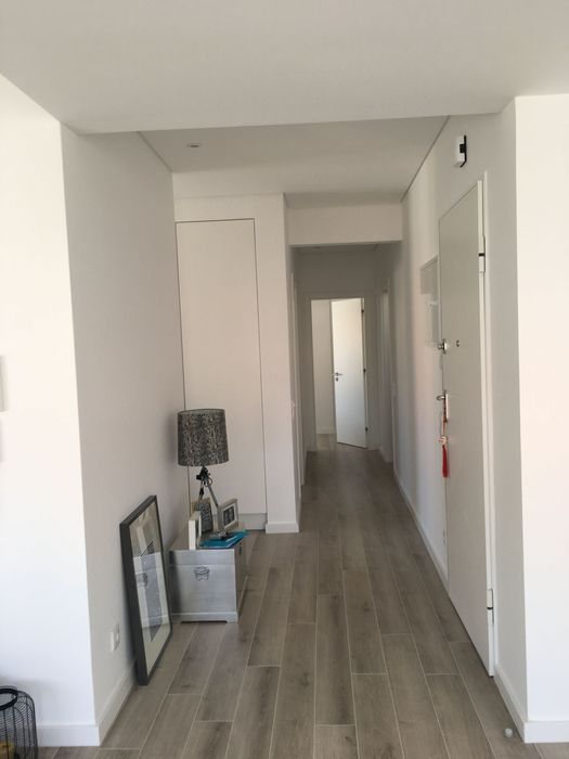 Arrendo T2 Linda a Velha