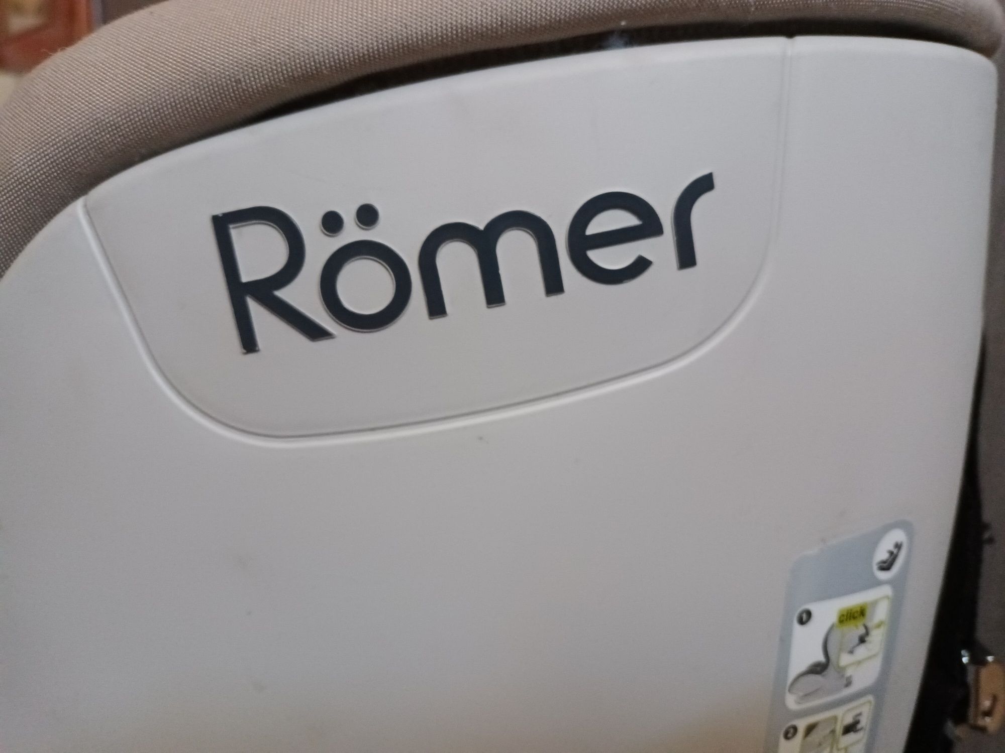 Fotelik samochodowy Romer ISOFIX