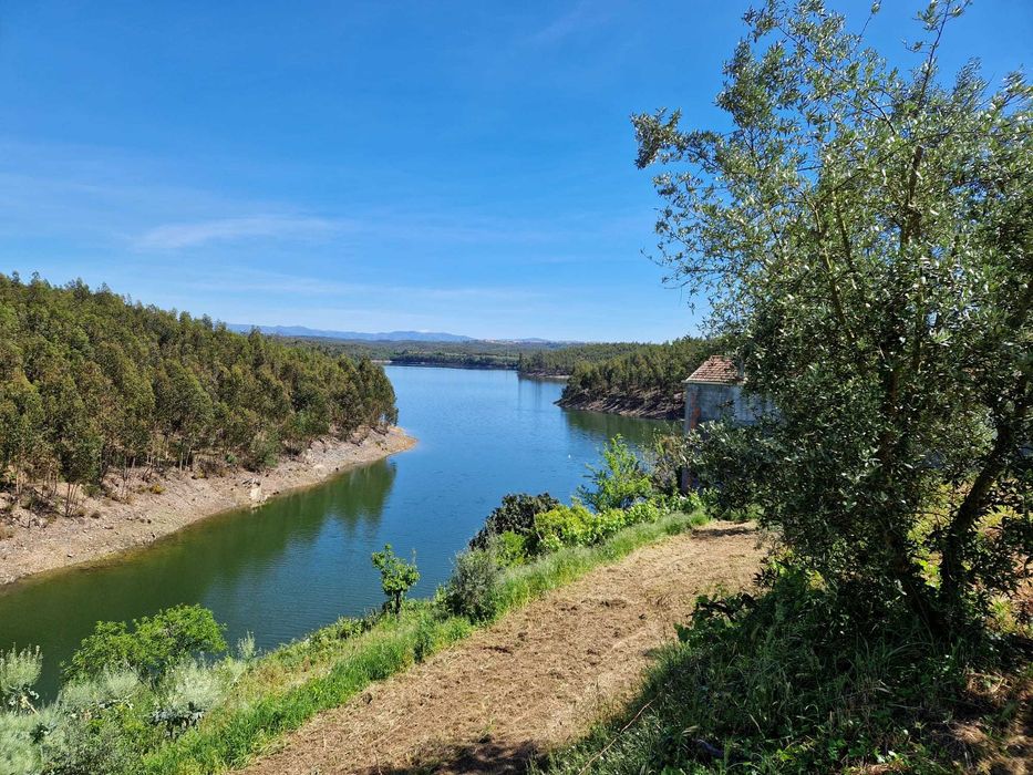 Terreno (2 lotes 500 m² cada) na Barragem da Aguieira a 50 m da água