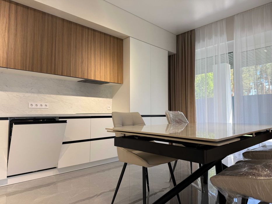 Розтермінування. Будинок з ремонтом в Бучі на 7.5 сотках