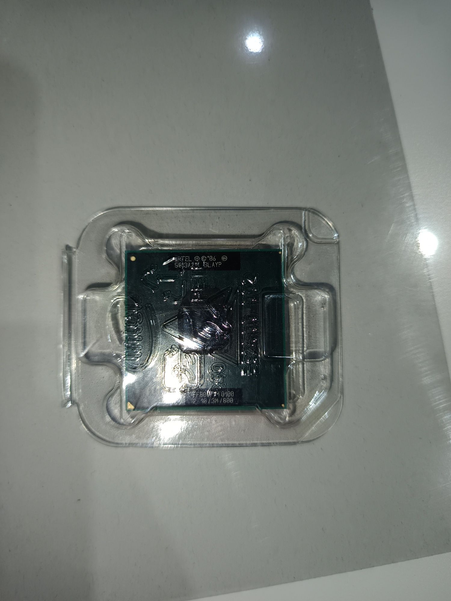 Chip INTEL Slayp