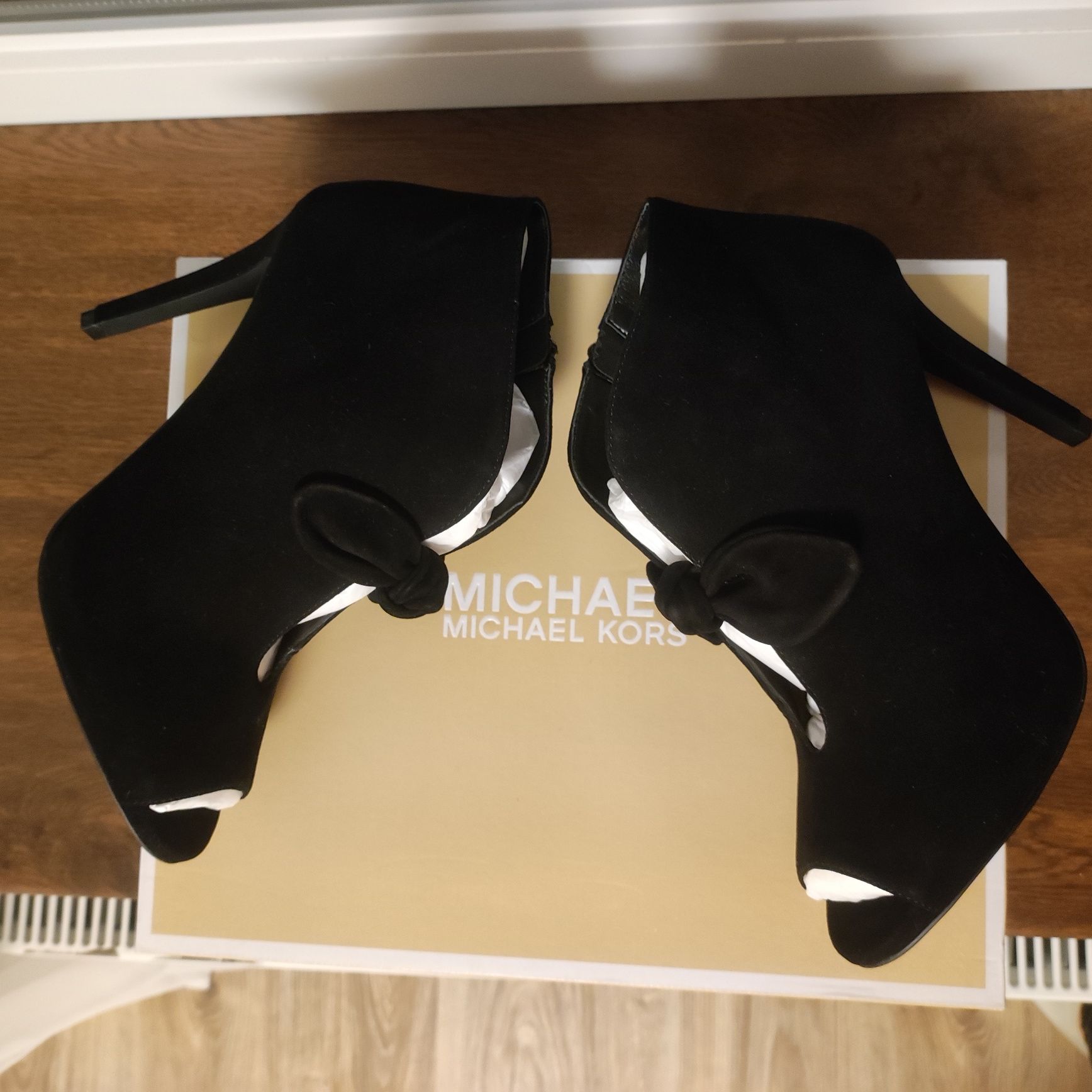 Michael Kors ботильйони оригінал 37р.