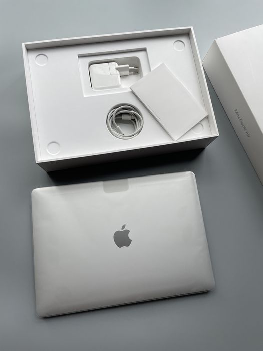 Ноутбук Apple MacBook Air 13 M1, 8gb memory, 256gb ssd