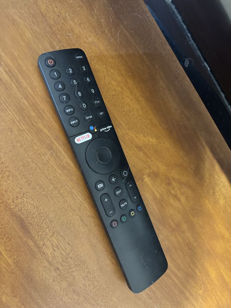 Xiaomi Mi TV P1 55” — para peças (com caixa)