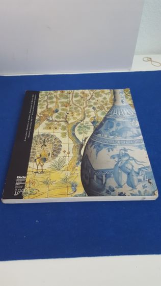 Livro " A influencia oriental na Ceramica Portuguesa do sec XVII "