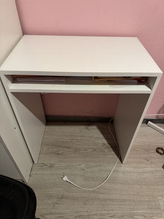 Secretaria para quarto ou escritório