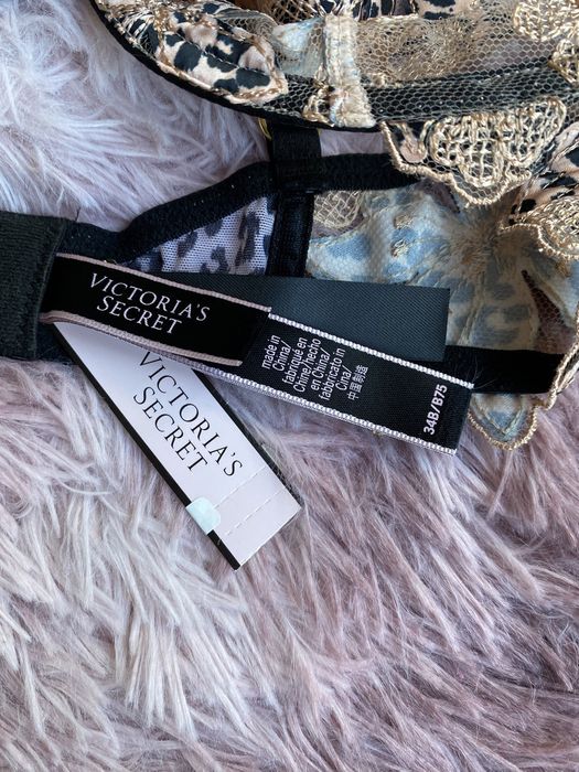 Biustonosz Victoria’s Secret