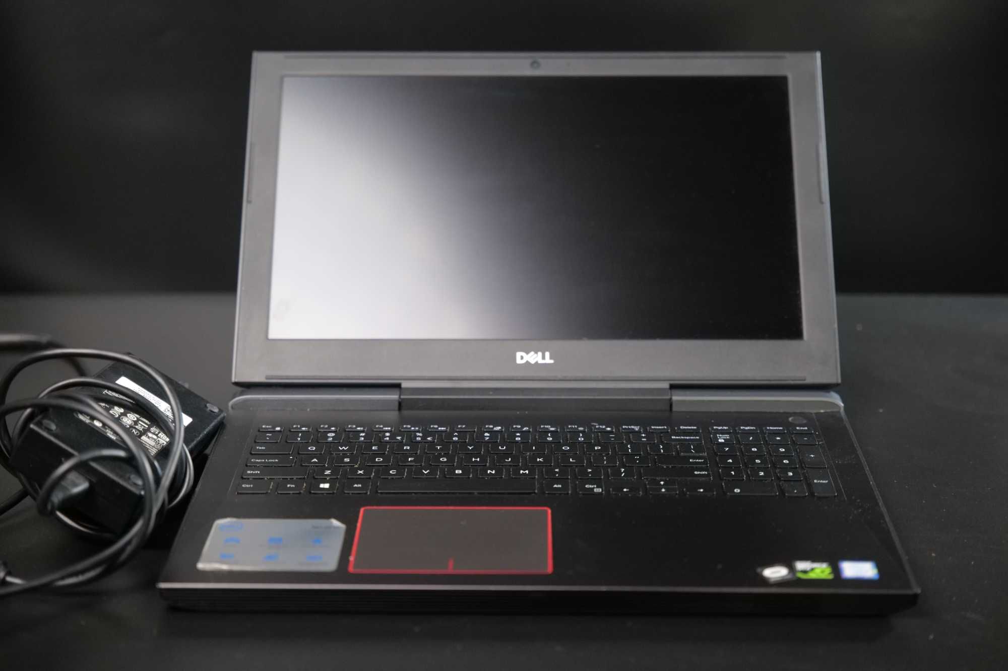 Laptop  gamingowy DELL G5 5587 i7, 32GB, 256+1000, GTX 1060, jak nowy