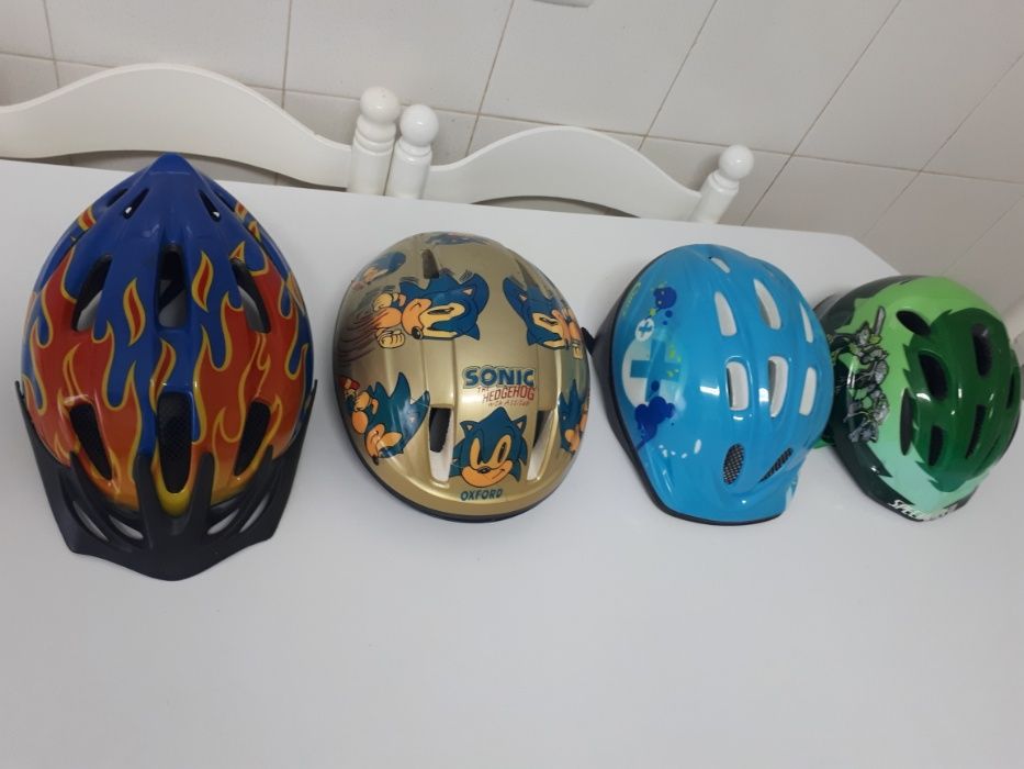 Capacetes de criança 4 unidades