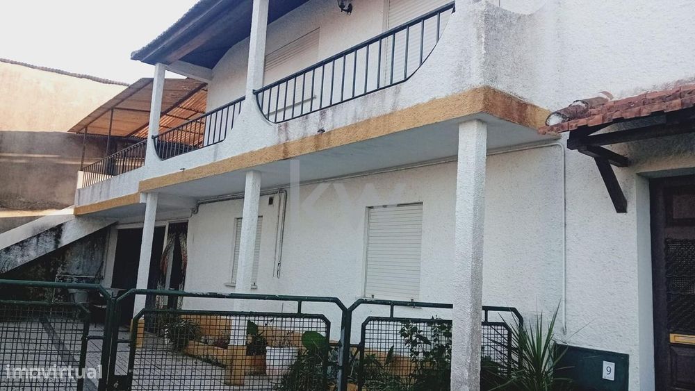 Oportunidade Única: Moradia T4 com garagem em Paleão, Soure com Terren