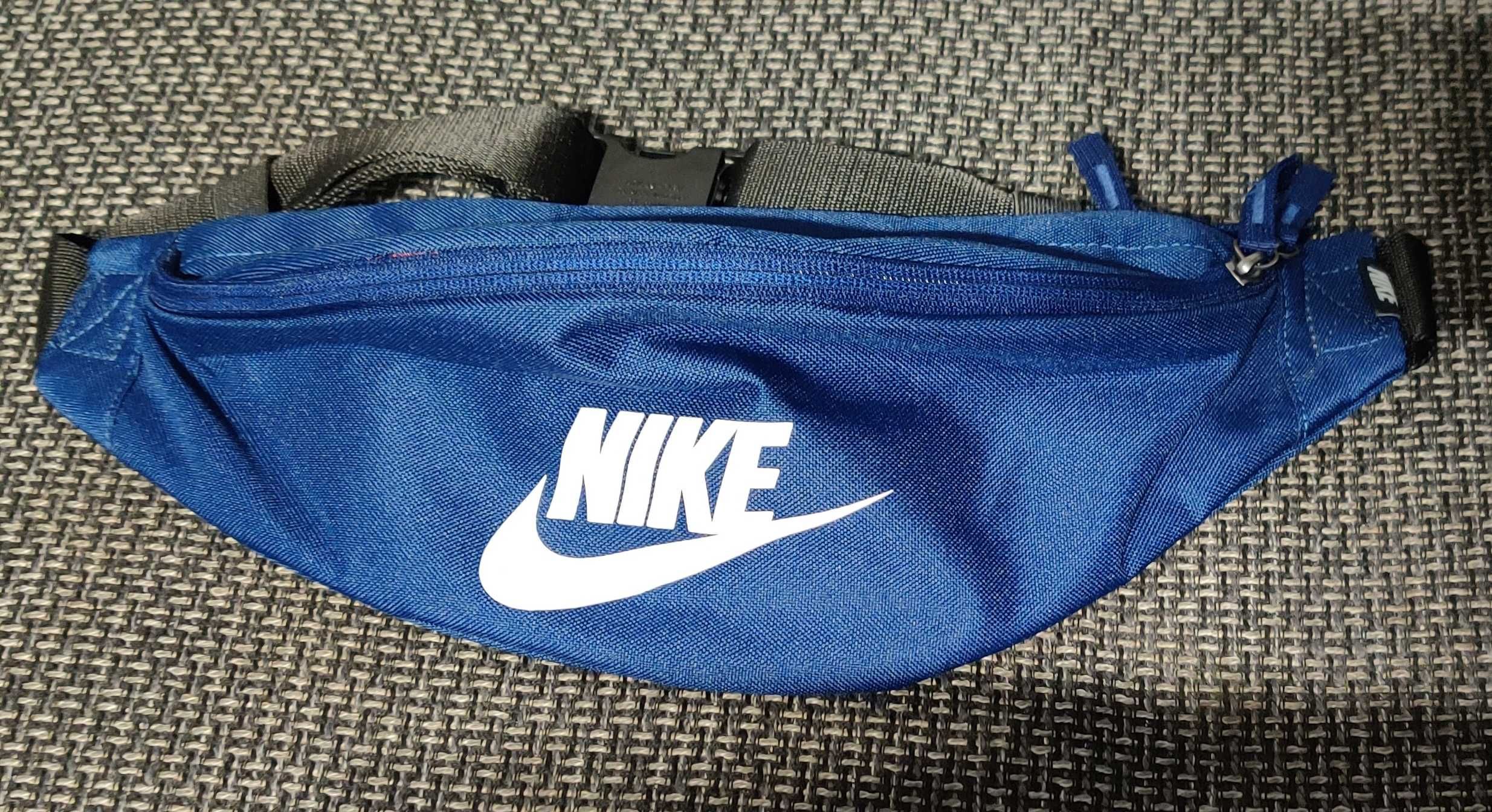 Nike nerka saszetka na pas torebka oryginalna niebieska nowa