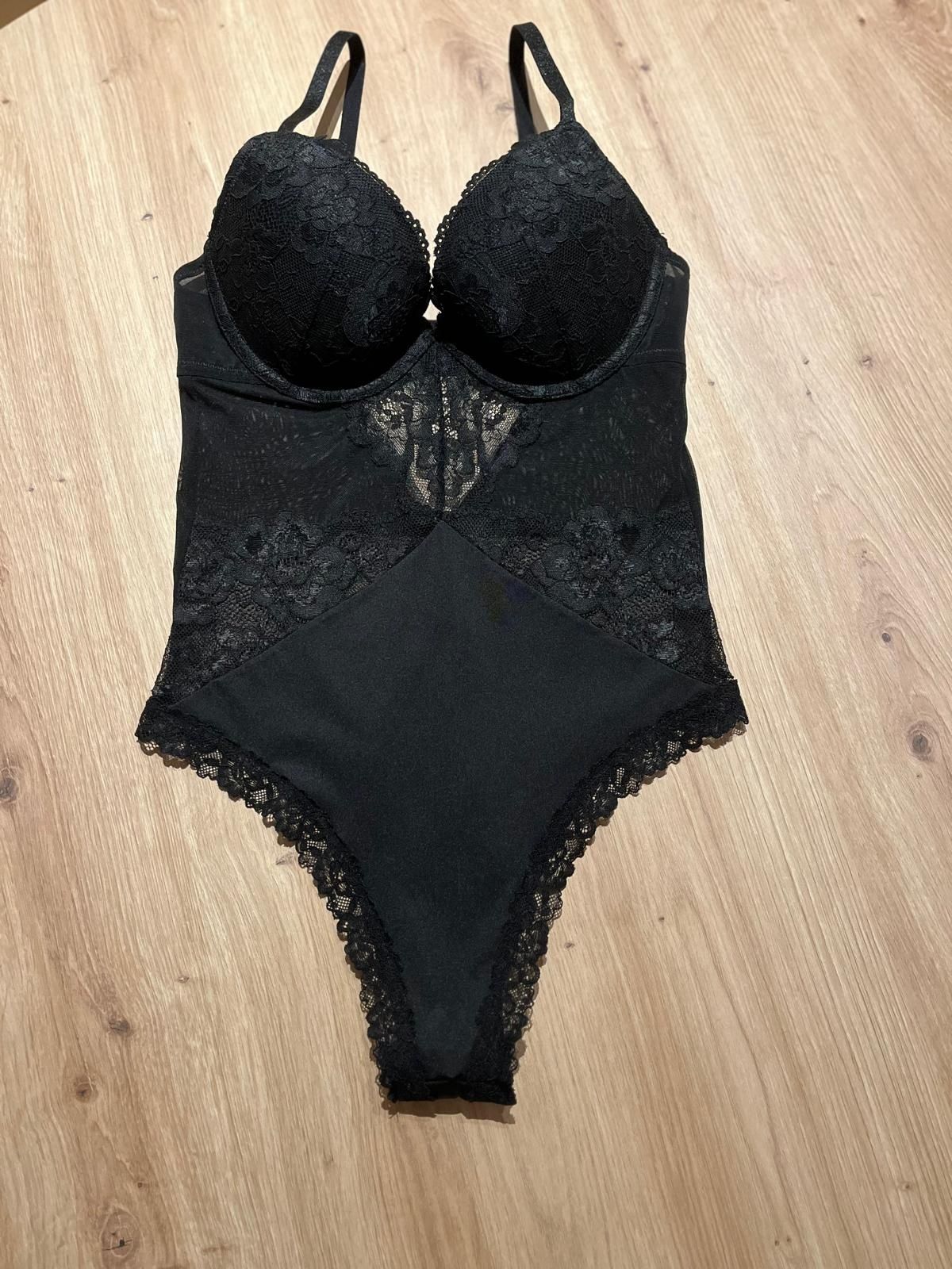 Body koronkowe r S push up