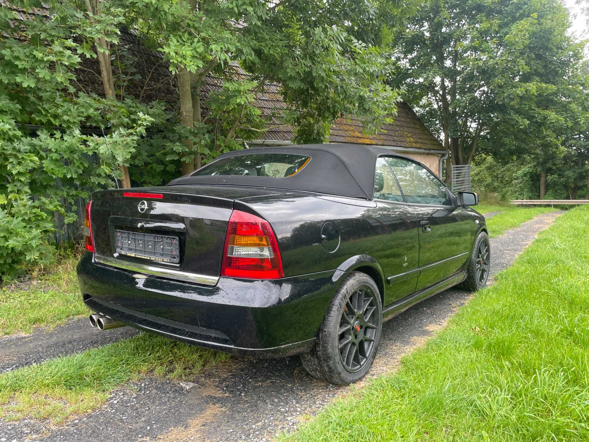 2005 Opel Astra  BERTONE kabriolet 1.6 94000 km.