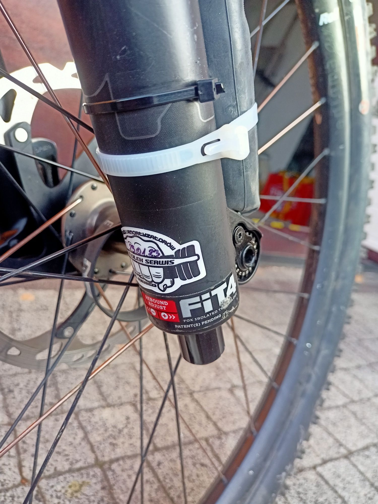 Ns snabb carbon L po serwisie saint fox raceface