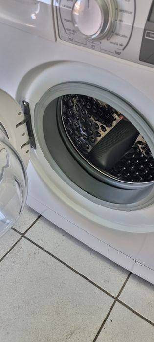Máquina de Lavar Roupa  Balay com garantia!