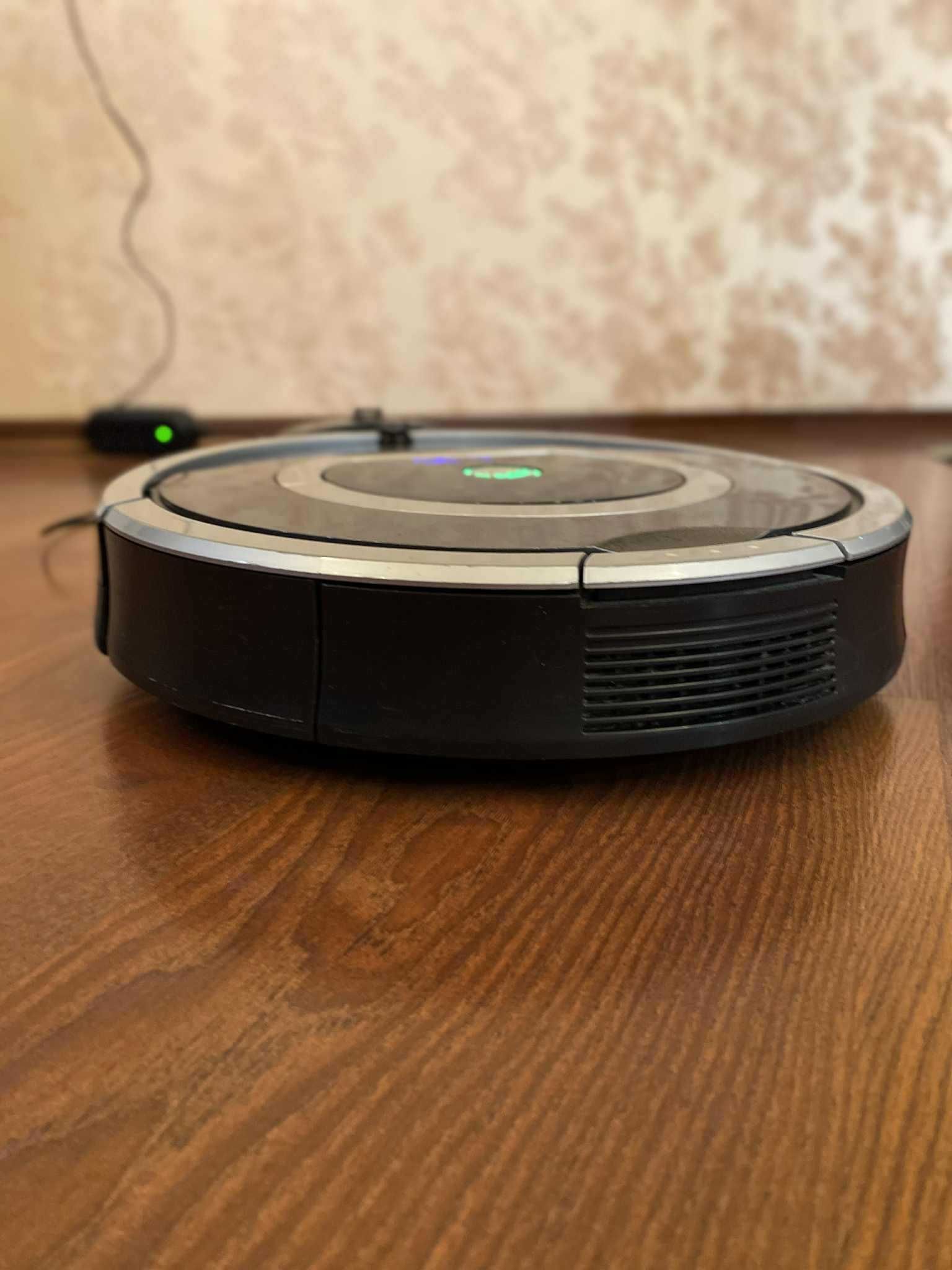 Робот-пилосос iRobot Roomba 780