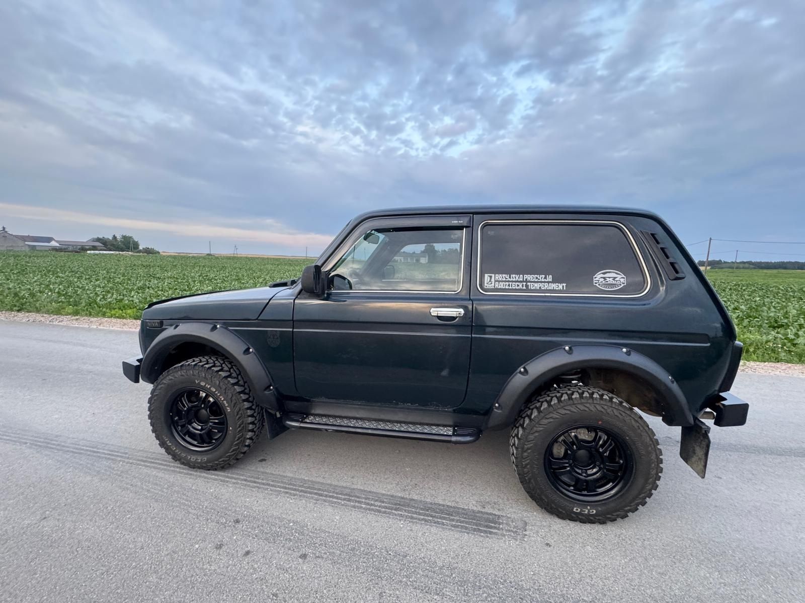 Lada Niva 4x4 1.7 (dodatki nowe)