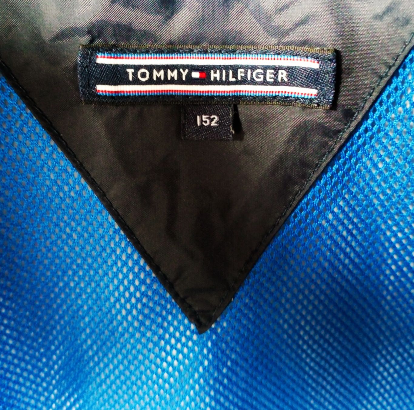 Tommy Hilfiger kurtka 152
Hilfinger przeciwdeszczowa kurtka