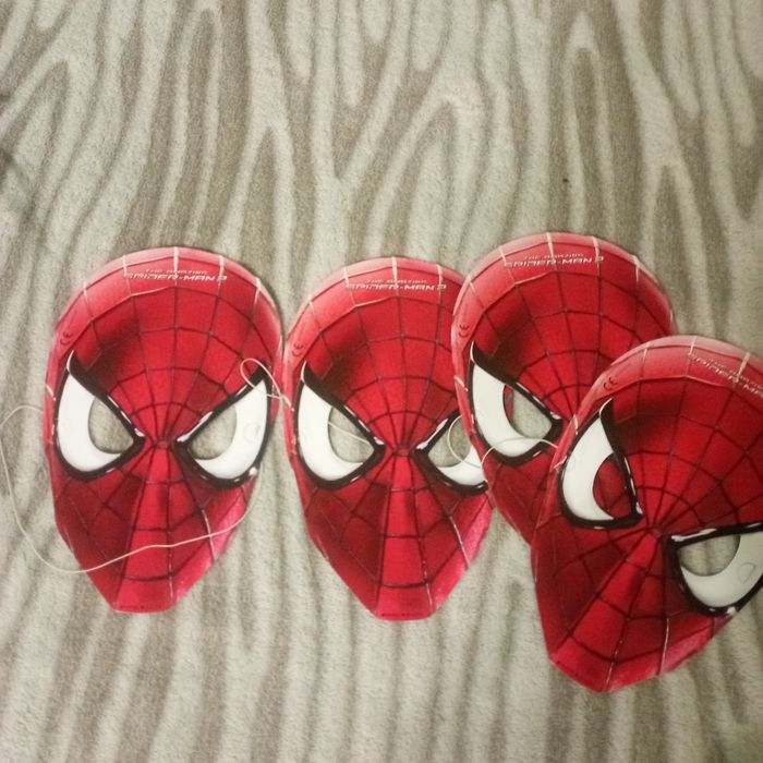 4 маски Супермена