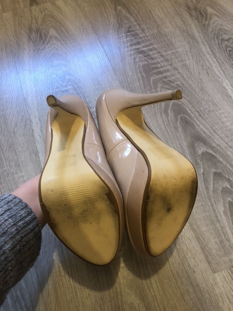 Buty na obcasie + fleki zapasowe, rozmiar 38. Wkladka 24 cm