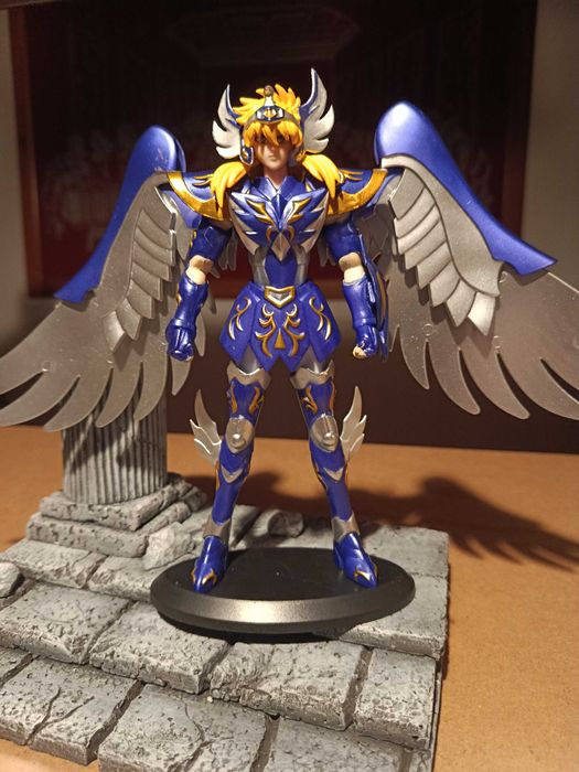 Figuras e estatuetas Saint Seiya em PVC (Versão Divinos)