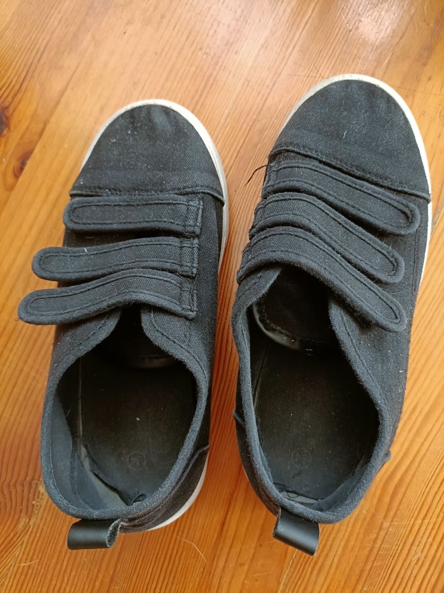 Buty, trampki na rzepy, 34