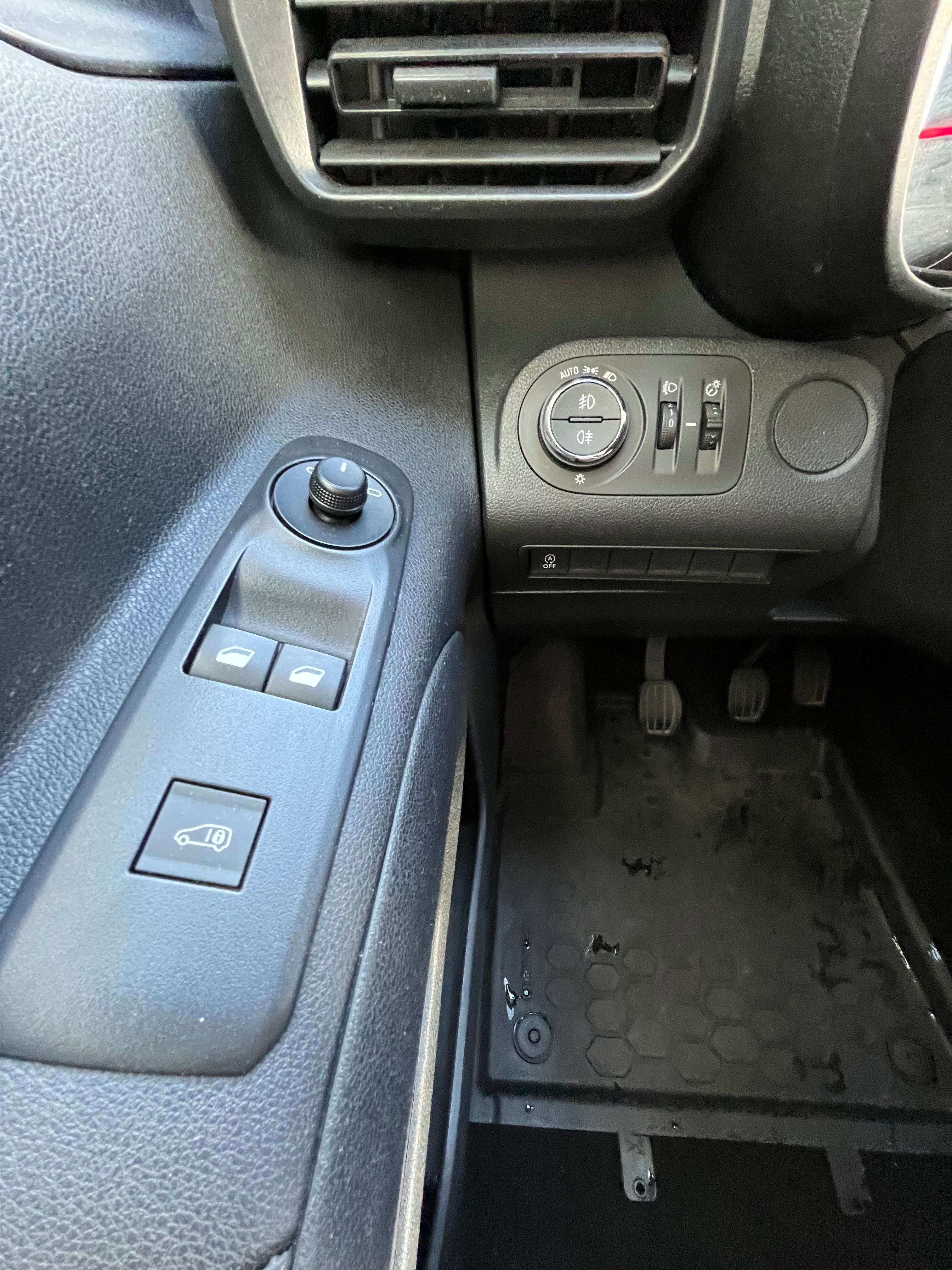 Opel Combo 1.5 (OTIMO ESTADO)
