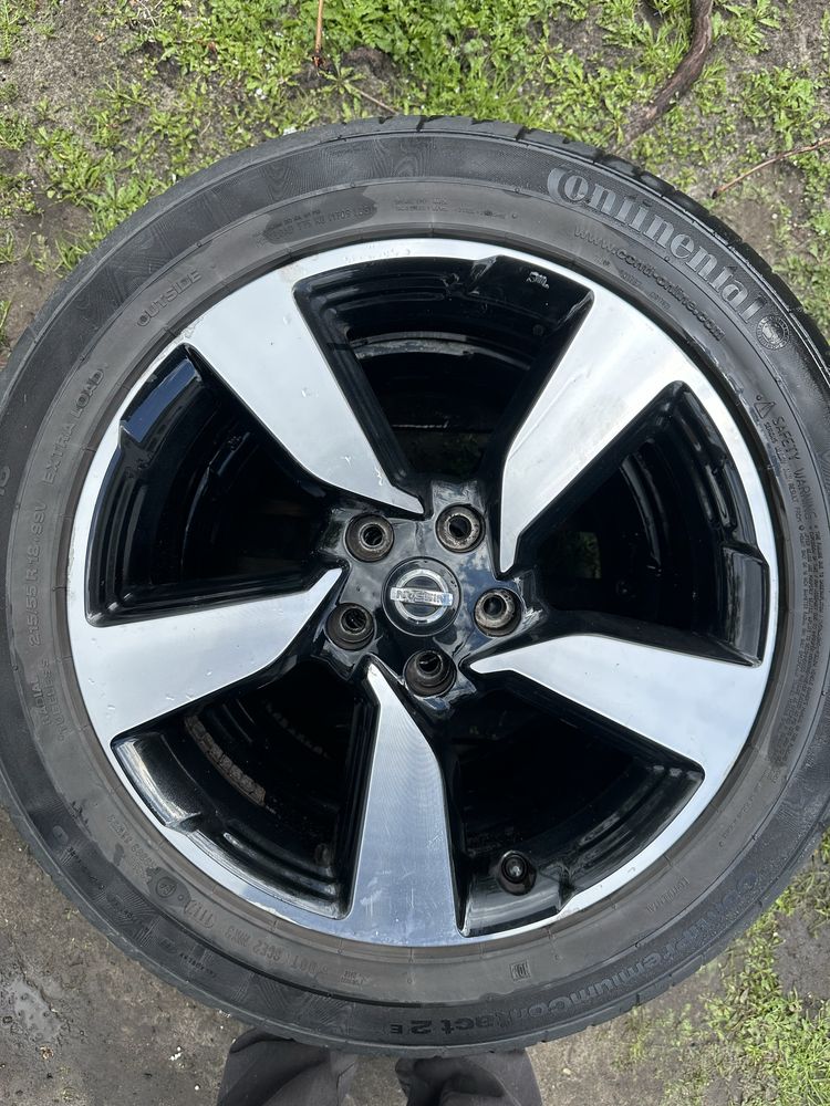 Продам титани з резиною  R18 Nissan Qashqai