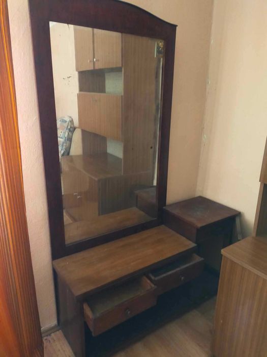 lustro stojące- stary mebel