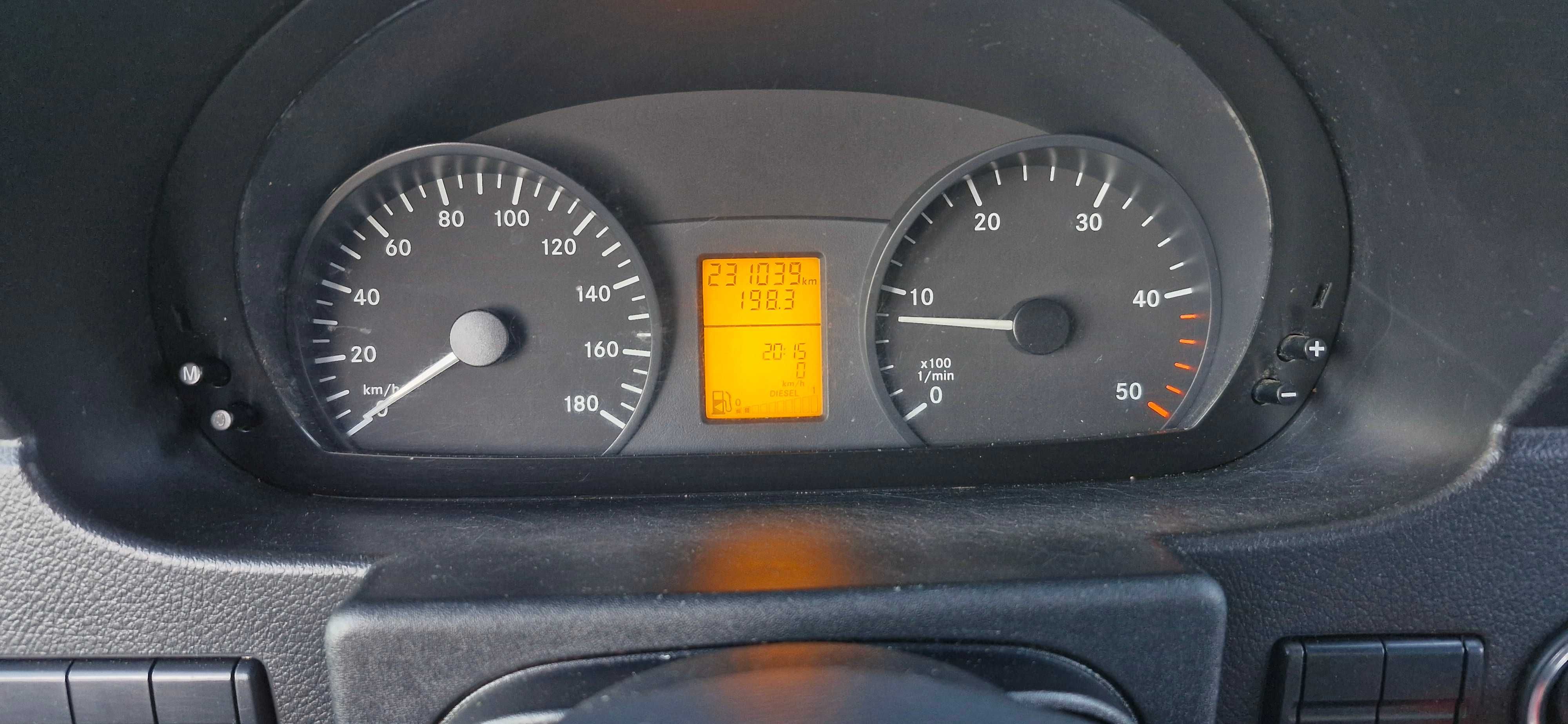 Mercedes-Benz Sprinter 213CDI 3 Lug. L1H1