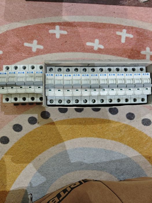 Bezpieczniki Eaton B 16