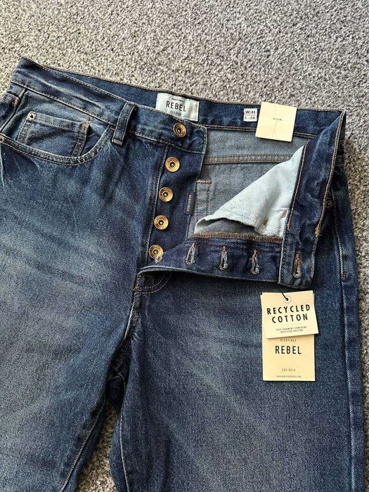Джинси жіночі REBEL розмір 42, дуже вдала модель