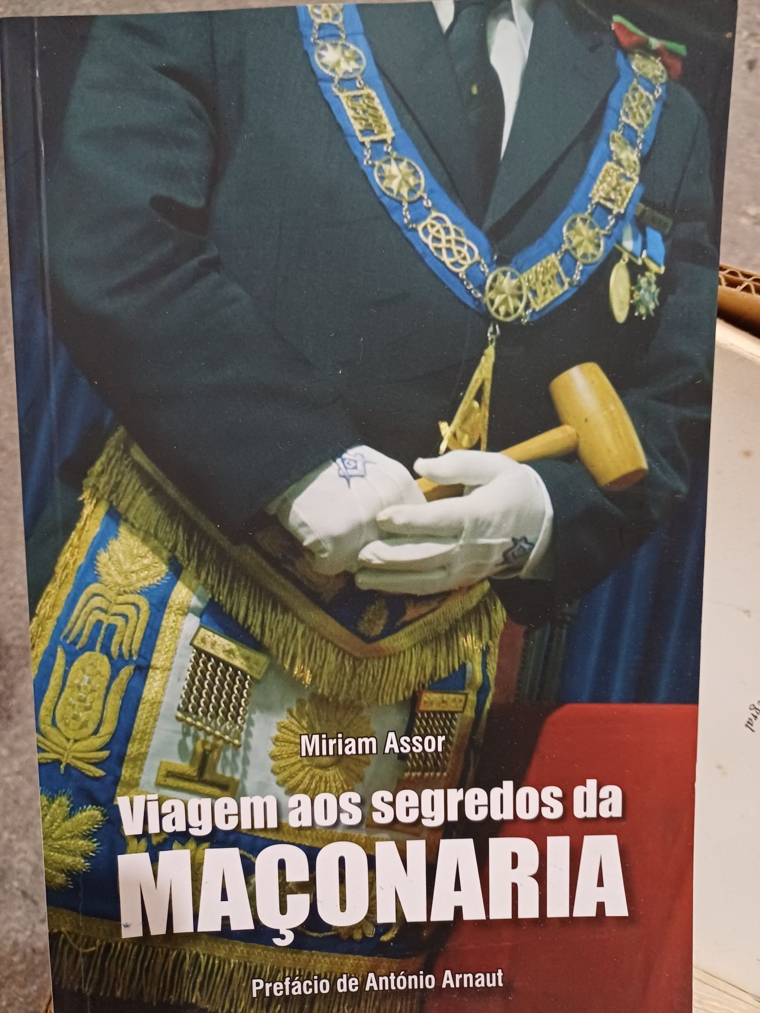 Livro de maçonaria