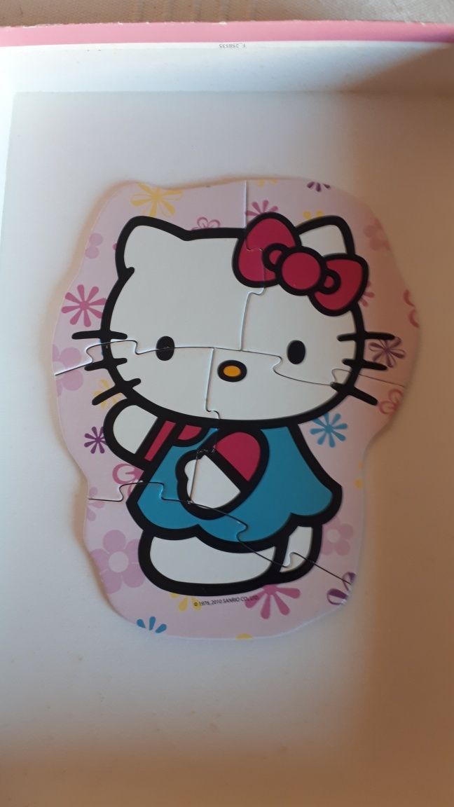 Puzzle da Kitty em cartão