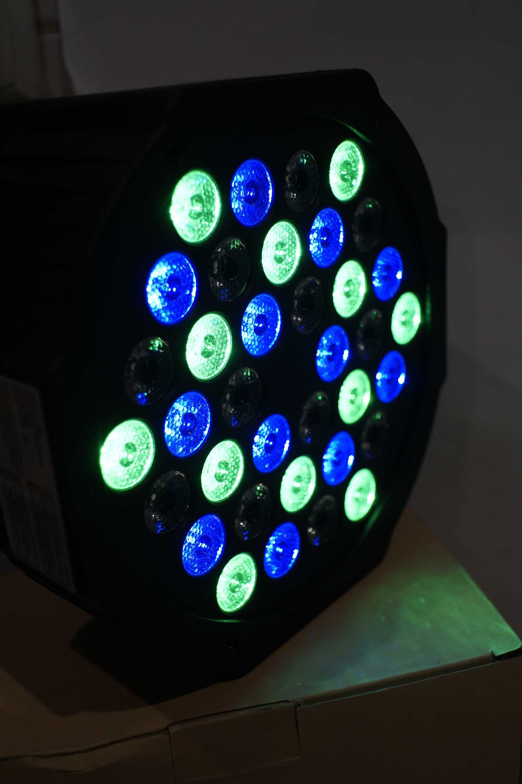 1409 Oświetlenie sceniczne LED 36 RGB reflektor ZQ01082 + pilot