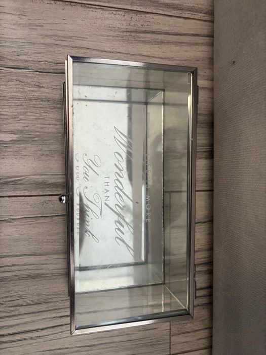 Szkatułka szklana srebrna