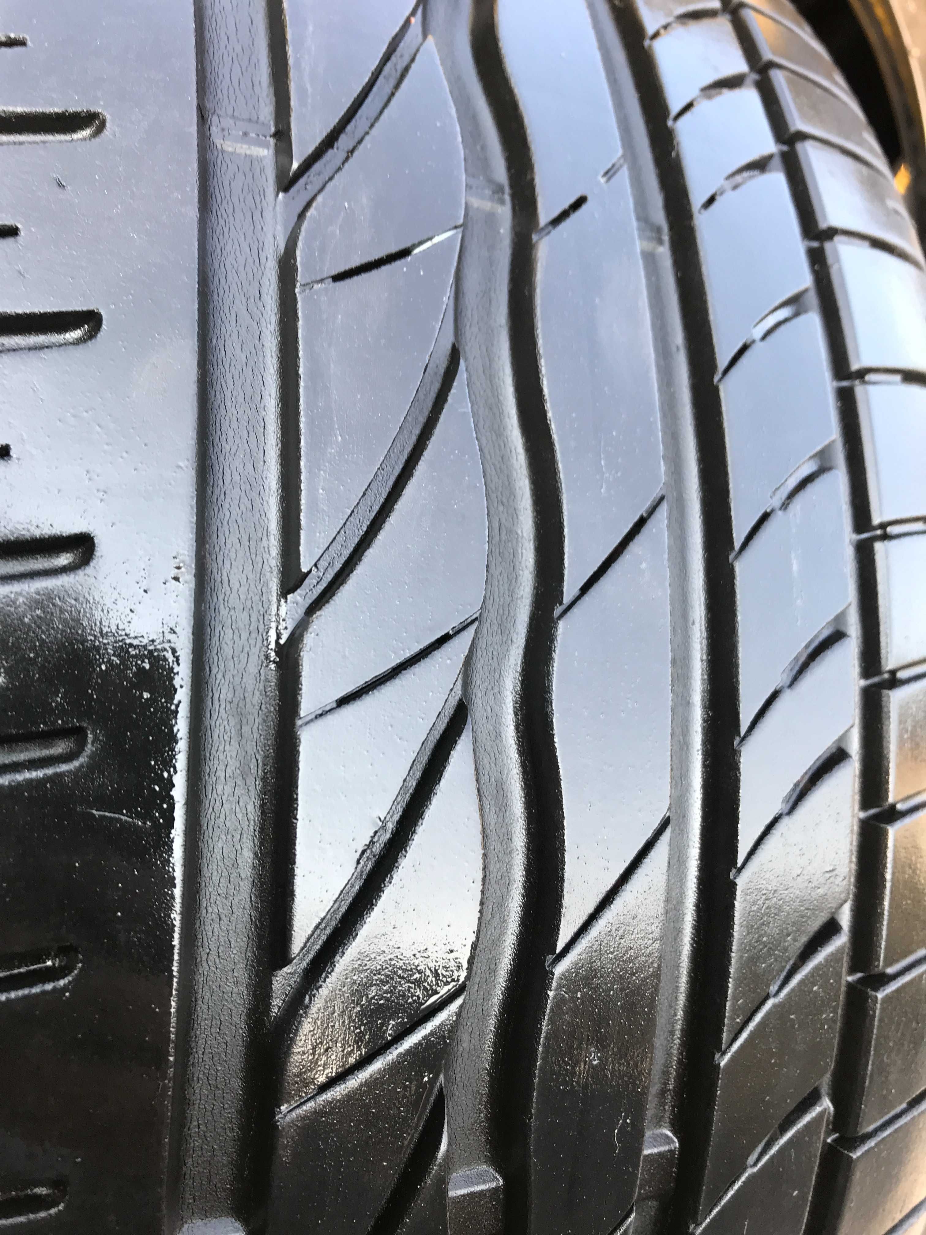 Komplet opon letnich Bridgestone Turanza ER300 215/45R16 86H