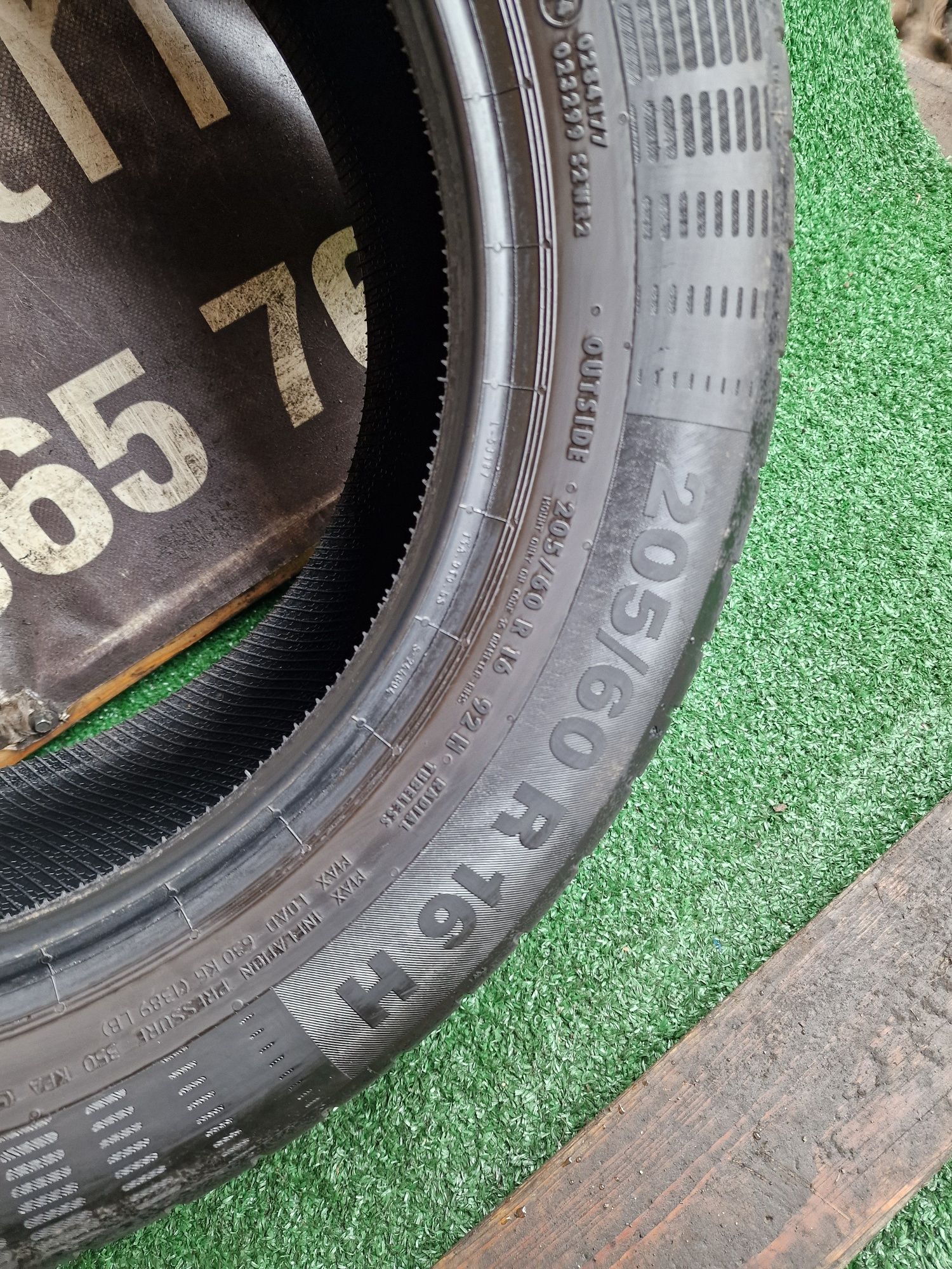 Opony letnie 205/60/16 Continental Komplet 7.6mm