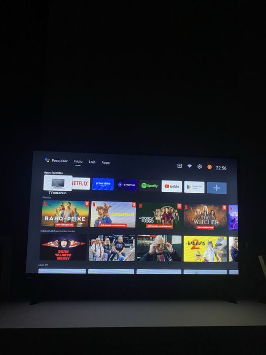 Smart TV Kunf – 32” | Excelente Estado