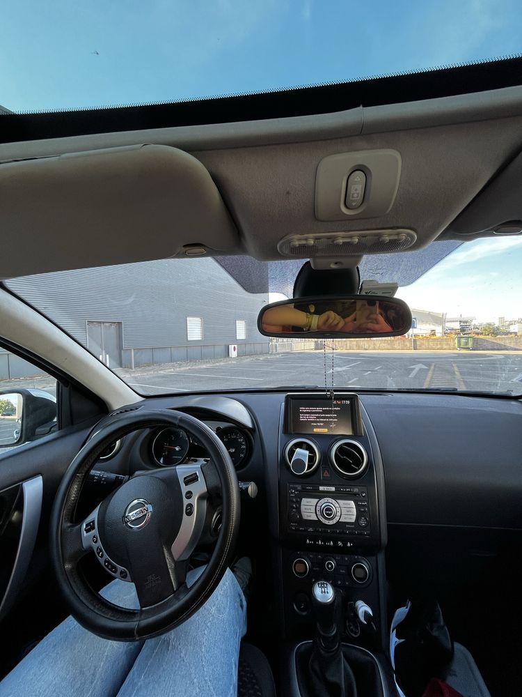 Nissan qashqai 2008 full extras
