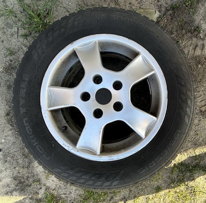 Koła aluminiowe alufelgi 5x114,3 opony zimowe Honda r15 195/65/15