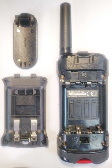 Комплект 2 рации Motorola TLKR T60 и 1 рация Motorola T4900, зарядные
