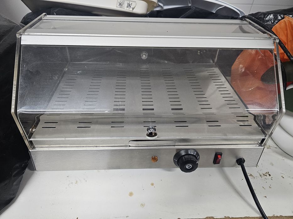 Vendo  vitrine expositira aquecida