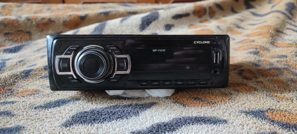 Магнитола Cyclone USB/AUX/SD