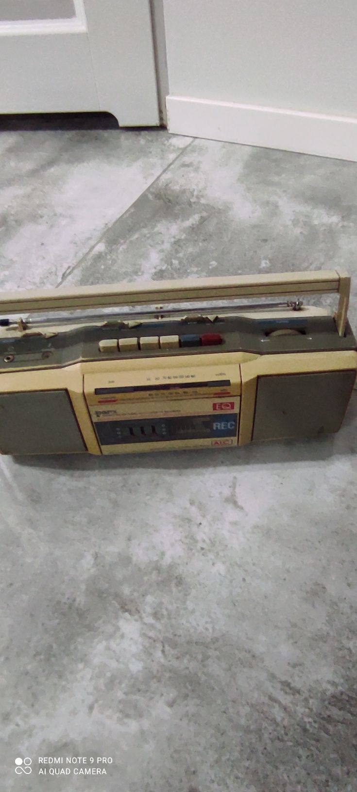Radio GPX C 835
 
Radio GPX C 835 Stereo AM/FM na kasetę Spr 
 
Radio