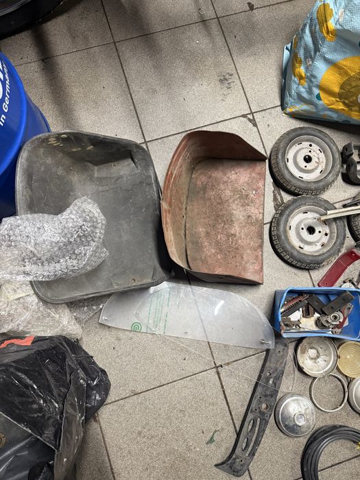 Azak auto autko samochod zabawka