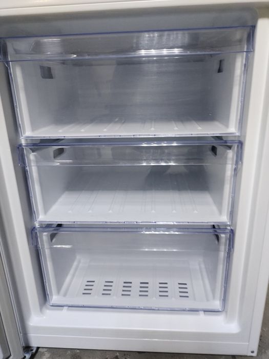 Холодильник Beko 170 cm. Холодильник з Європи..Стан нового