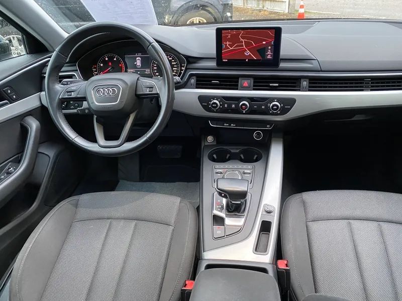 Audi A4 2.0 TDI Auto - JLL 18 - GPS - Nacional