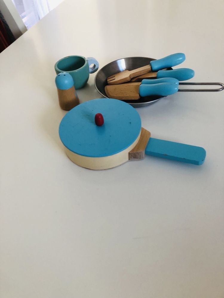 Zestaw kuchenny dla dziewczynki